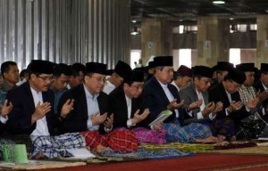 Khutbah Hari Raya: Islam Kecam Perilaku Anarkis