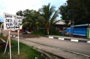 12 KK Korban Tsunami Aceh Masih Bertahan di Barak