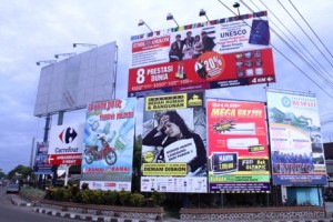 Spanduk di Jogja (acor2b.com)