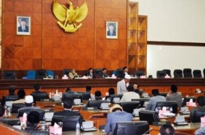 Suasana sidang DPR Aceh