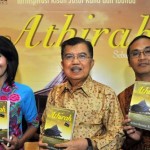 Wapres JK saat launching novel Athirah (tribunnews.com)