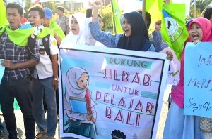 PII Aceh Kecam Larangan Jilbab