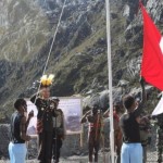 OPM Turunkan Bendera Merah Putih di Pos TNI Papua