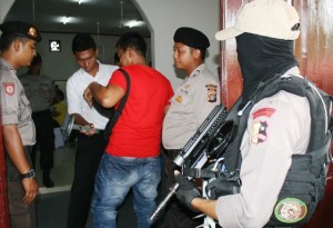 Polisi Kawal Ketat Pleno KIP Aceh Utara