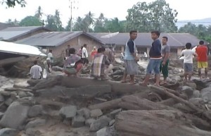 Banjir Bandang Terjang Aceh Tenggara, Ribuan Orang Mengungsi