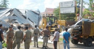 Menyalahi Tata Ruang Kota, Kios di Pasar Grosir Bireuen Dibongkar