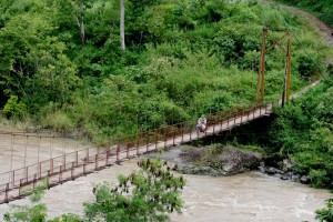 Jembatan ke Pantee Peusangan 2 FOTO Joniful Bahri