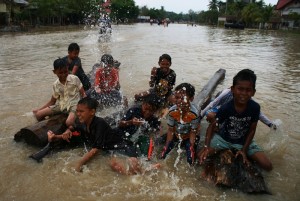 Banjir Desa Paya Sikureueng