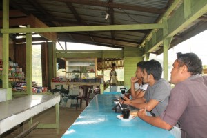 Menikmati Kopi Luak Genting