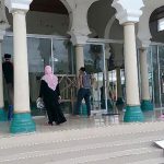 Komunitas Rumput Liar Bersihkan Masjid