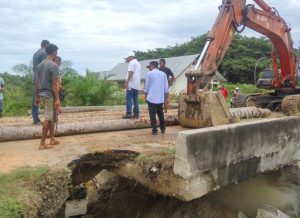 PT. Takabeya dan BPBD Bangun Jembatan Sementara Gampong Blang Pati