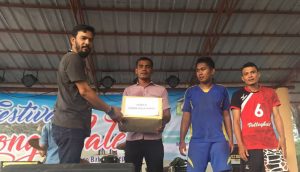 Gampong Baro Juara Voli Pantai Festival Ujung Batee