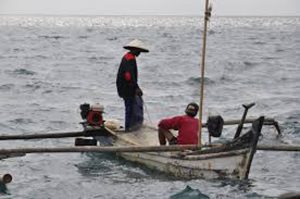 Nelayan Ditangkap di Aceh Utara Dipulangkan, Boat dan Pukat Ditahan