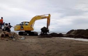 Atasi Banjir, BPBD Aceh Barat Belah Muara Suak