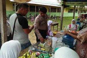 Cegah Makanan Berbahaya, Polres Aceh Utara Periksa Jajanan Anak di Sekolah