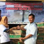 Barmuda Syafriadi Salurkan Bantuan untuk Korban Banjir Singkil