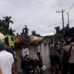 Terjebak di Lokasi Banjir, Sopir dan Penumpang Terancam Kelaparan