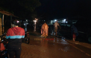 Puluhan Rumah Terendam, Ruas Jalan Singkil-Subulussalam Digenangi Air