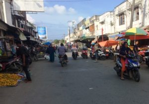 Kota Idi Semrawut, Pemkab Disarankan Tata Kembali PKL dan Parkir