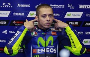 Gagal Start di Depan, Rossi Salahkan Cuaca