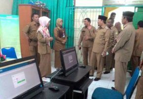 Di Aceh Besar, Pelaksanaan UNBK Juga Sempat Tertunda Karena Gangguan Server