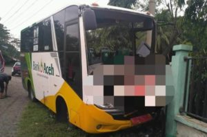 Bus Rombongan Zikir Kecelakaan, Dua Penumpang Meninggal