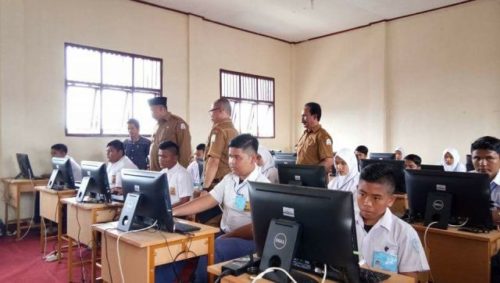 Sarana Belum Memadai, 30 SMP Menumpang UNBK ke Sekolah Lain