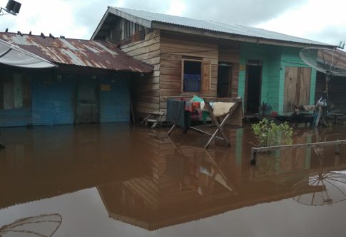 Hujan Awet, Pemukiman Warga di Aceh Singkil Digenangi Air