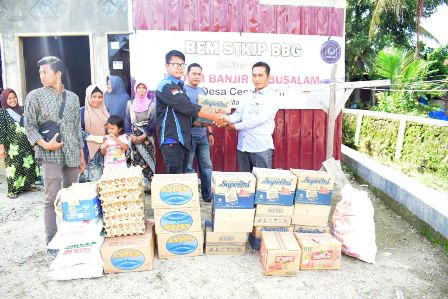 BEM STKIP BBG Banda Aceh Salurkan Bantuan untuk Korban Banjir