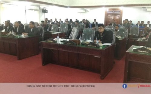 Banyak Anggota Dewan Tak Hadir Rapat, Ketua DPRK Aceh Besar Berang