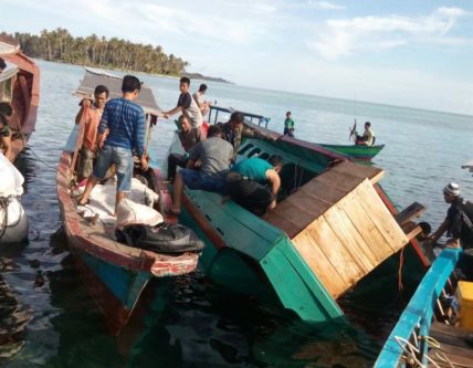 Kelebihan Muatan, Boat Pengangkut Pedagang Karam di Pulau Banyak