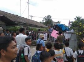 Demo, Puluhan Massa di Aceh Singkil Goyang Pagar PT Socfindo