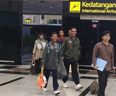 Dua Nelayan Aceh yang Terdampar di Thailand Tiba di Tanah Air