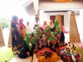 Kontingan Aceh Singkil Juara III Cabang Lomba Boh Gaca di PKA VII