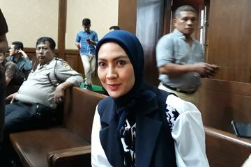 Steffy Burase Bersaksi untuk Irwandi Yusuf