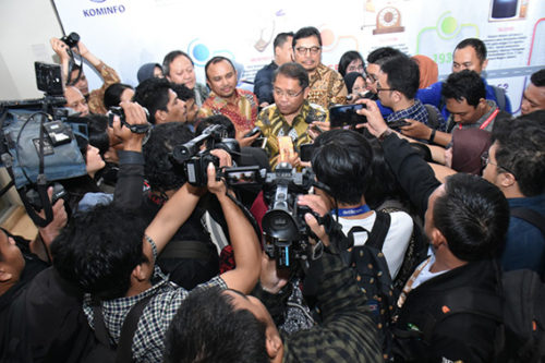 Lewat Proyek SMF SATRIA, Kominfo Akan Bangun 150 Ribu Antena