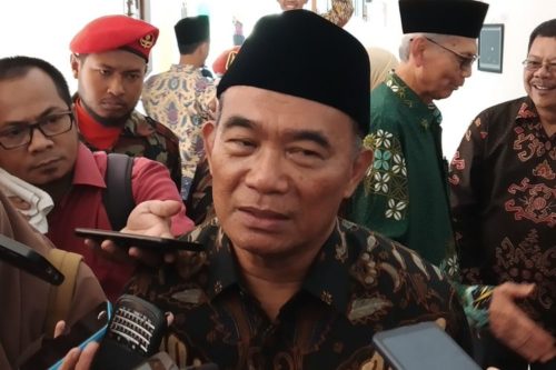 Mendikbud Larang Sekolah Beri Sanksi Siswa yang Ikut Demo