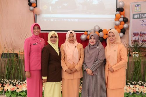 Dharma Wanita Aceh Besar Rayakan HUT ke-20