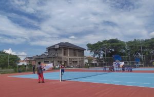 Turnamen Baveti yang digelar di Lapangan Tenis Polda Aceh, Minggu (8/11/2020). (Foto Cut Salma)