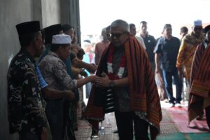 Bustami Hamzah dan rombongan disambut hangat di Blang Kejeren, Gayo Lues, Selasa 15 Oktober 2024.