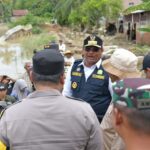 Pj Gubernur Safrizal Tinjau Langsung Lokasi Banjir di Aceh Tamiang