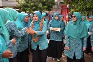 Ibu PKK Aceh di Pusong