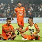 Selebrasi pemain Persiraja Banda Aceh usai mencetak gol ke gawang Persikota Tangerang, dalam laga Liga 2 di Stadion H Dimurthala, Lampineung, Banda Aceh, Jum'at (20/12/2024) malam.(Foto: Instagram @persiraja_official)