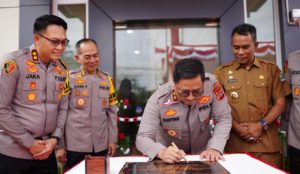 Kapolda Aceh Resmikan Gedung Baru Polsek Mutiara Timur Polres Pidie, 23 Desember 2024, Foto: Humas Polda Aceh.