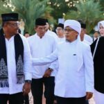 Penceramah kondang KH. Abdullah Gymnastiar atau Aa Gym, mengisi tausiah peringatan 20 tahun Tsunami Aceh. Peringatan yang dilangsungkan di Halaman Masjid Raya Baiturrahman Banda Aceh, Kamis 26/12/2024. Foto: Biro Adpim