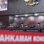 Mahkamah Konstitusi memberikan kesempatan kepada para calon kepala daerah untuk mengajukan gugatan hasil Pilkada Serentak 2024 hingga 18 Desember 2024. Foto: (Antara/Hafidz Mubarak A)