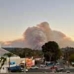 Asap dari kebakaran hutan di Los Angeles menyebar ke Pusat kota. (Foto: KJRI di California)