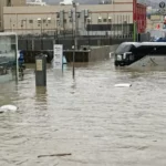 Kota suci Makkah terendam banjir akibat hujan deras. Foto: Metro