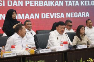 Menteri Koordinator Politik dan Keamanan (Menko Polkam), Budi Gunawan (tengah). Foto: Humas Kemenkopolkam