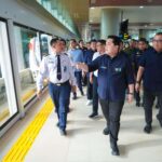 Menteri BUMN Erick Thohir saat mengunjungi stasiun kereta bandara di Jakarta. (Foto: Dokumentasi/ Kementerian BUMN)